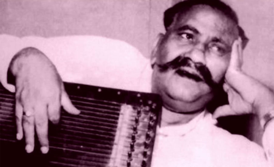 کلاسیکی موسیقی کے بے تاج بادشاہ استاد بڑے غلام علی خاں کے انتقال کو باون برس بیت گئے
