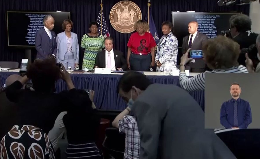 نیویارک نے سیاہ فاموں پر پولیس تشدد کے حوالے سے نئے قوانین بنا لیے
