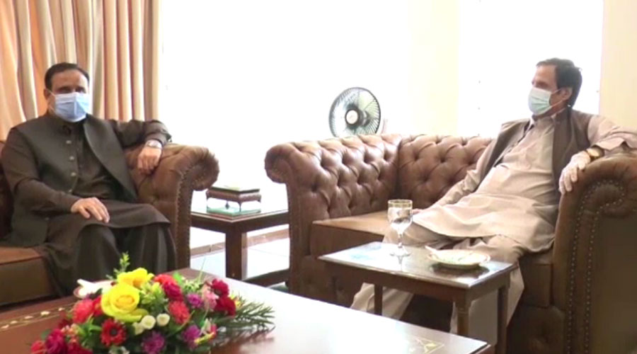 چودھری پرویز الہیٰ کی وزیراعلیٰ بزدار سے ملاقات، اہم امور پر تبادلہ خیال