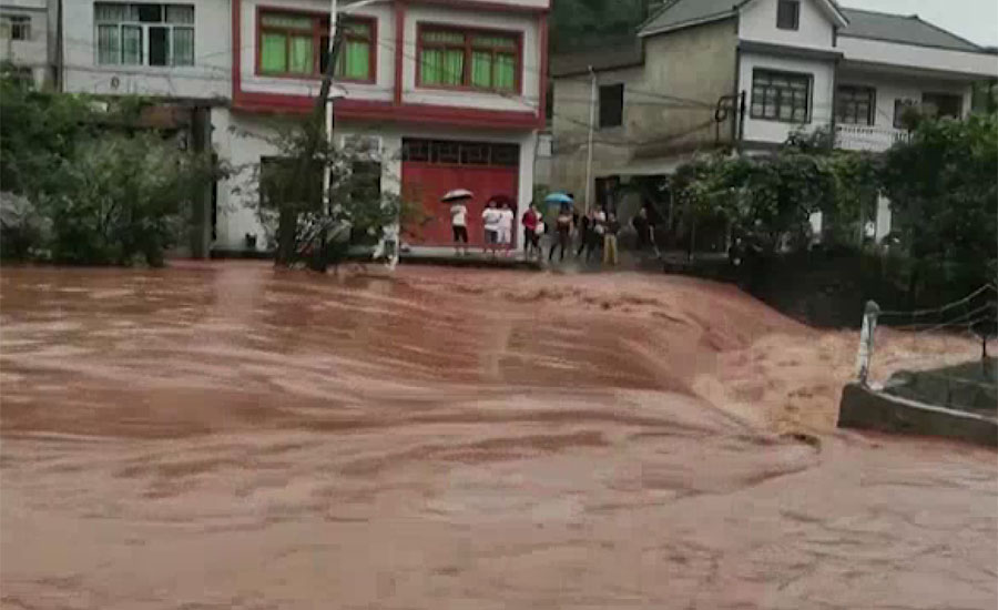 چین کے صوبے جیائنگ زی میں طوفانی بارشوں اور سیلاب نے تباہی مچا دی