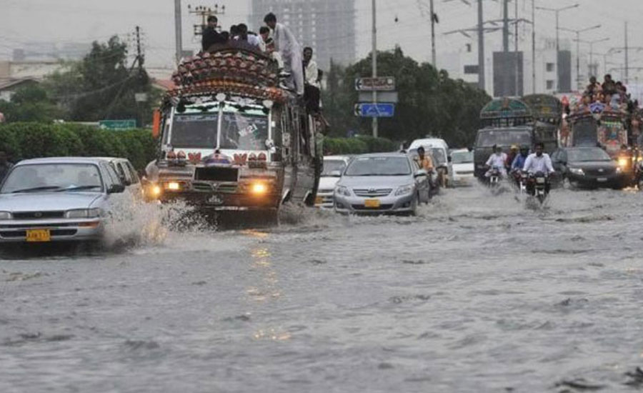 سندھ کے مختلف شہروں میں ایک بار پھر وقفے وقفے سے تیز بارش کا سلسلہ شروع