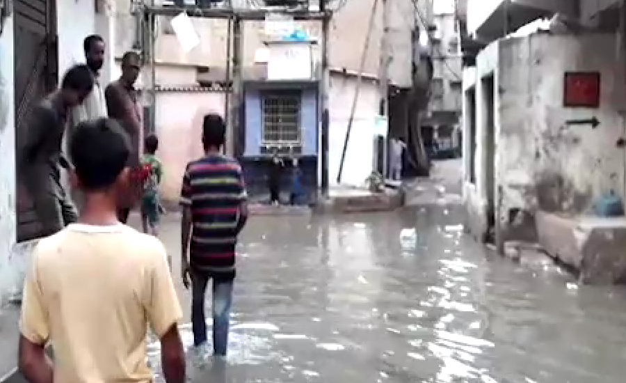 بارشوں سے کراچی انتظامیہ کی نااہلی بے نقاب