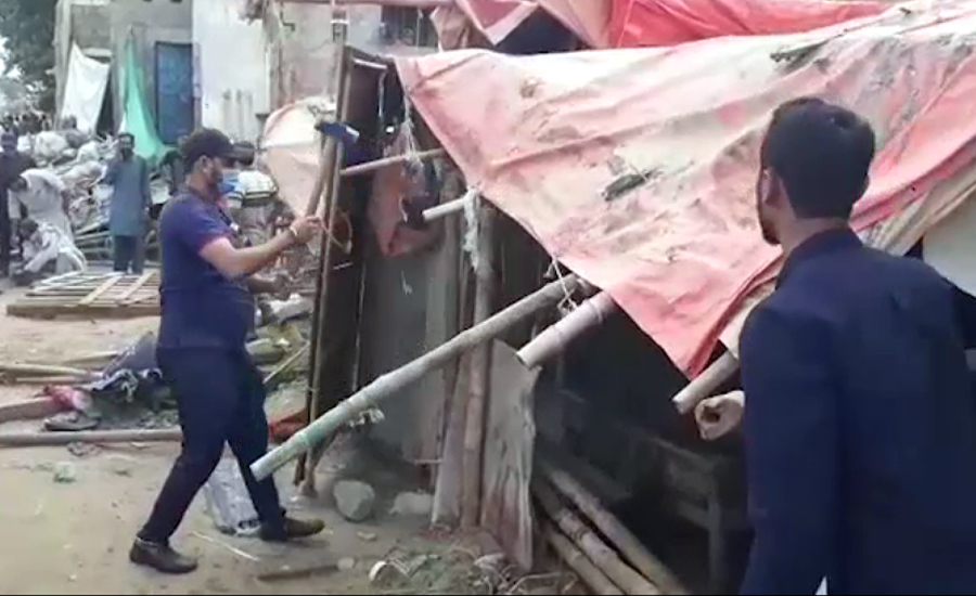 کراچی میں برساتی نالوں پر بنی تجاوزات کےخلاف آپریشن شروع