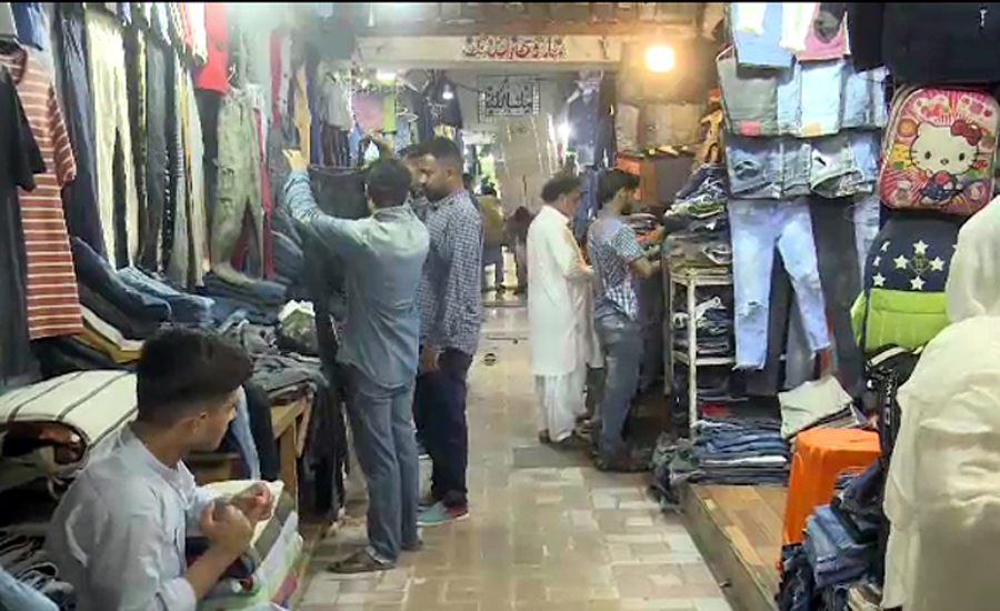 لائٹ ہاؤس کراچی میں متوسط افراد کیلئے برسوں سے قائم سستا بازار بھی مہنگا ہو گیا
