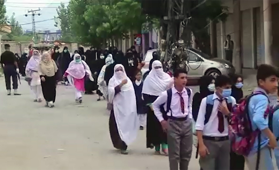 کورونا کی دوسری لہر، اسلام آباد کے 128 سکول ، یونیورسٹیز کی کلاسز کو بند کیا جا چکا ہے