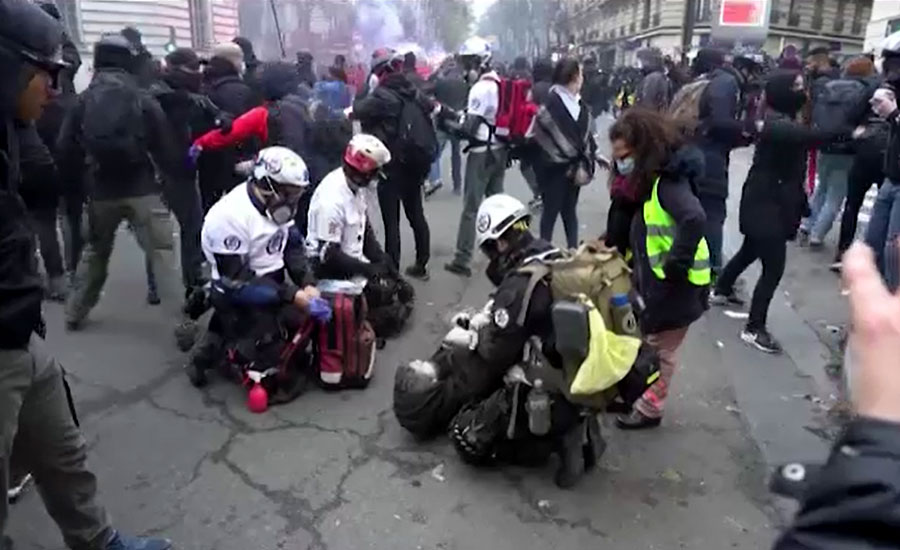 فرانس میں پولیس تشدد، نئے سکیورٹی قوانین کیخلاف پُرتشدد مظاہرے
