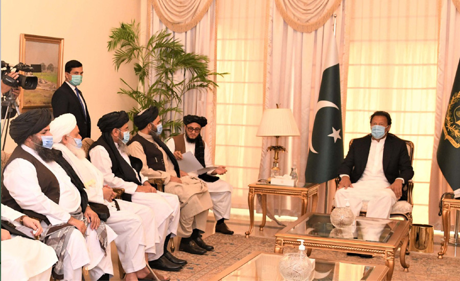 افغان طالبان وفد کی ملاقات، وزیراعظم کا افغان امن عمل کی حمایت جاری رکھنے کا اعلان