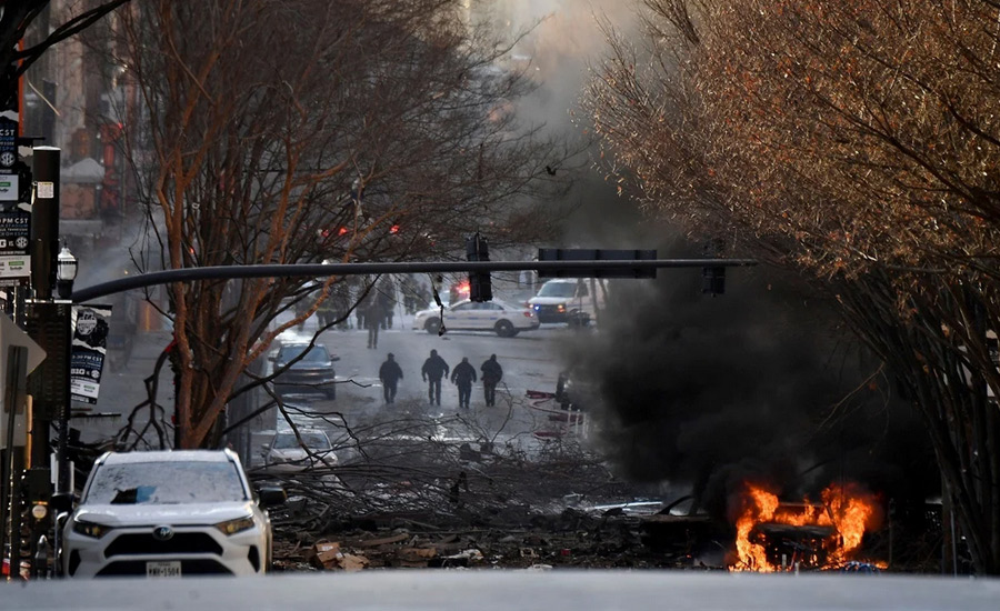 امریکا، کرسمس کی صبح گاڑی میں دھماکہ، 3 افراد زخمی