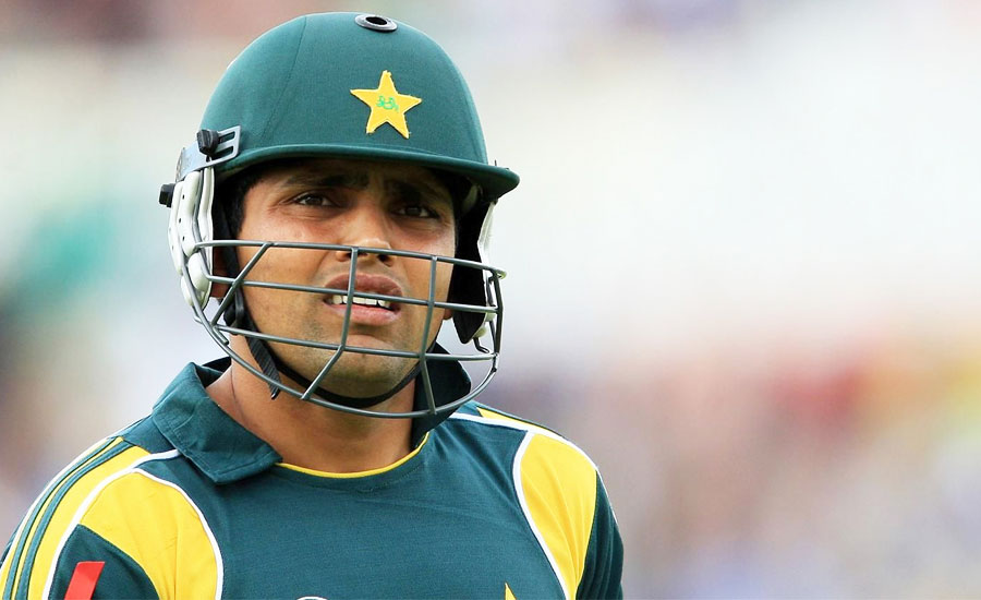 قومی کرکٹر کامران اکمل کا پاکستان کپ سے ڈراپ کیے جانے پر مایوسی کا اظہار