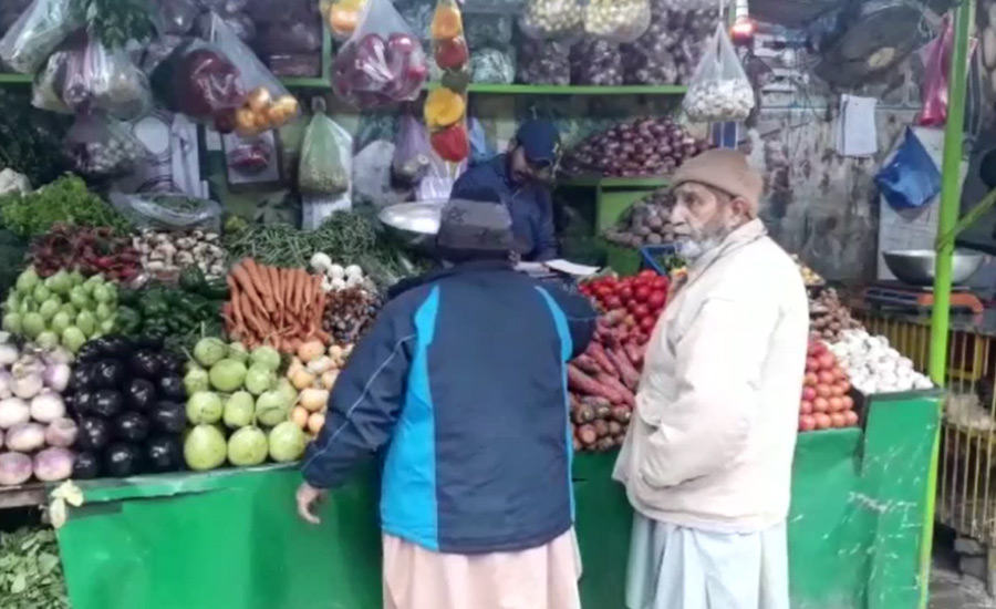 لاہور میں نام کے سستے بازار، دکاندار منہ مانگے دام وصول کرنے لگے
