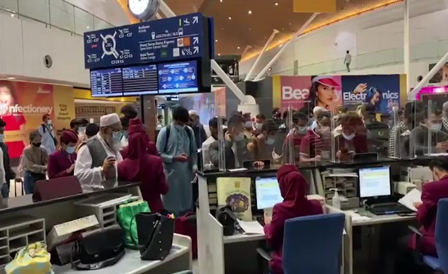 ملائیشیا میں پھنسے پاکستانی مسافر نجی ایئرلائنز کی پرواز سے اسلام آباد روانہ