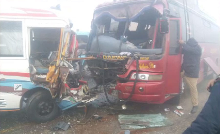 سیالکوٹ میں وزیرآباد روڈ پر ٹرک اور منی بس میں تصادم ، چار افراد جاں بحق