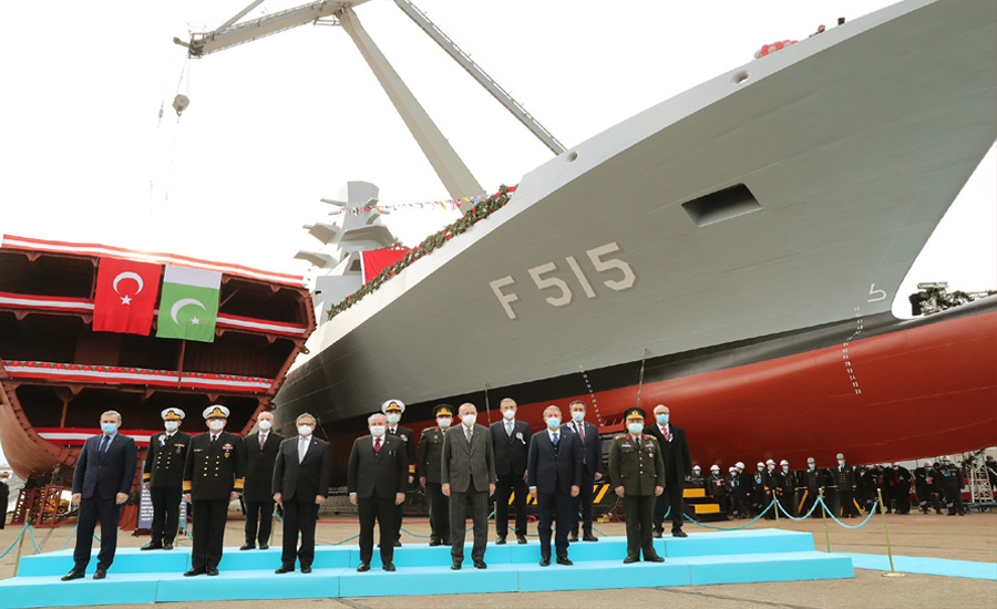 پاک بحریہ کے تیسرے ملجم کلاس جہاز کی استنبول شپ یارڈ میں ویلڈنگ کی تقریب