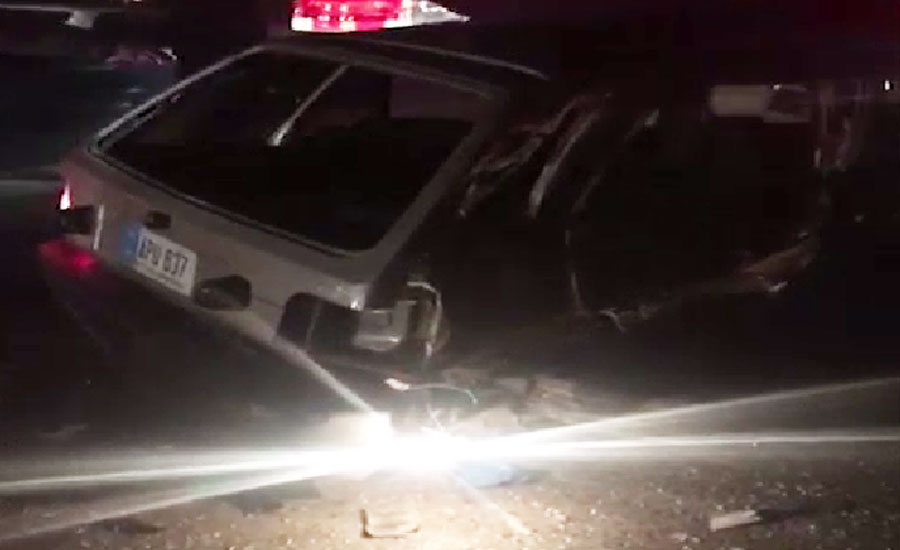 اسلام آباد میں سری نگر ہائی وے پر گاڑی کی ٹکر سے چار افراد جاں بحق