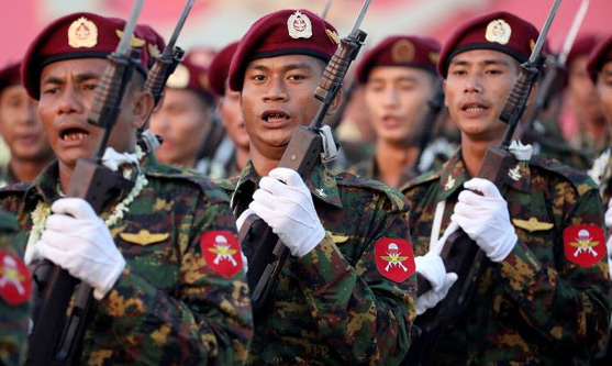 ملکی فوج کے قیام کی 76 ویں سالگرہ پر میانمار میں بڑی فوجی پریڈ