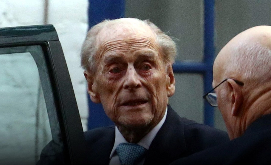 برطانوی ملکہ الزبتھ کے شوہر پرنس فلپ 99 سال کی عمر میں چل بسے