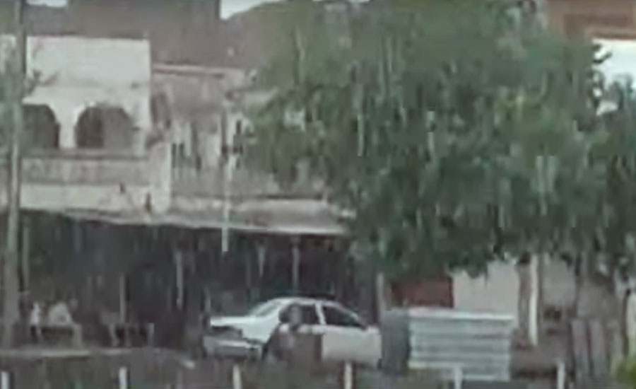 لاہور سمیت پنجاب کے مختلف اضلاع میں موسلا دھار بارش، عید پر موسم خوشگوار ہوگیا