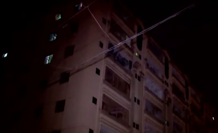 کراچی میں گذشتہ شب مختلف علاقے بجلی سے محروم رہے