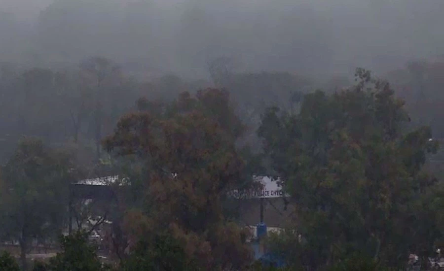 ملک کے مختلف شہروں میں بارش، وادی نیلم میں آسمانی بجلی گرنے سے 3 افراد جاں بحق