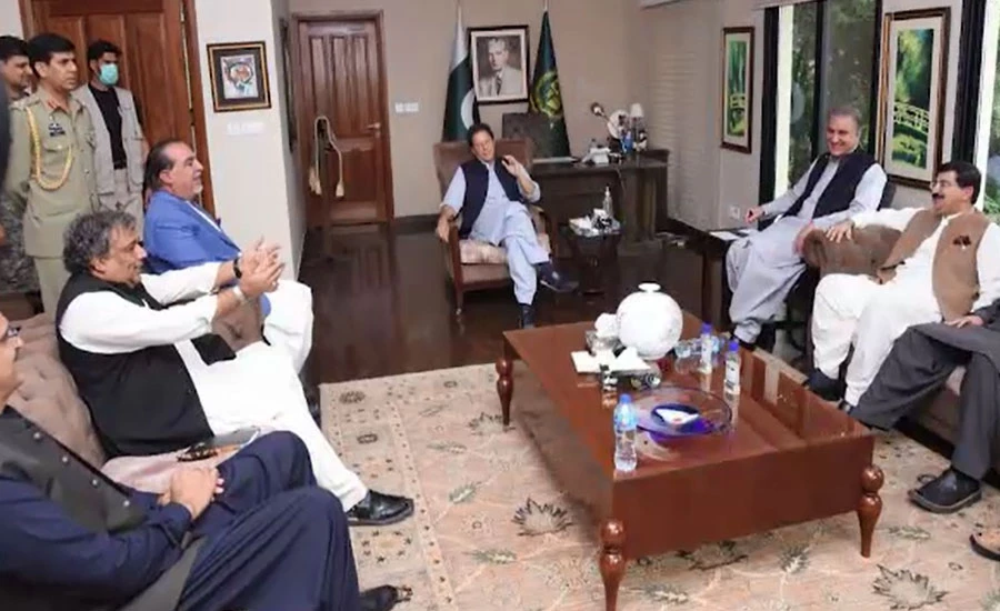 وزیراعظم کا اگست سے سندھ میں سیاسی جلسے کرنے کا فیصلہ