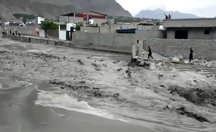 گلگت بلتستان میں مون سون کی بارشوں سے سیلابی صورتحال، شاہراہ قراقرم بلاک