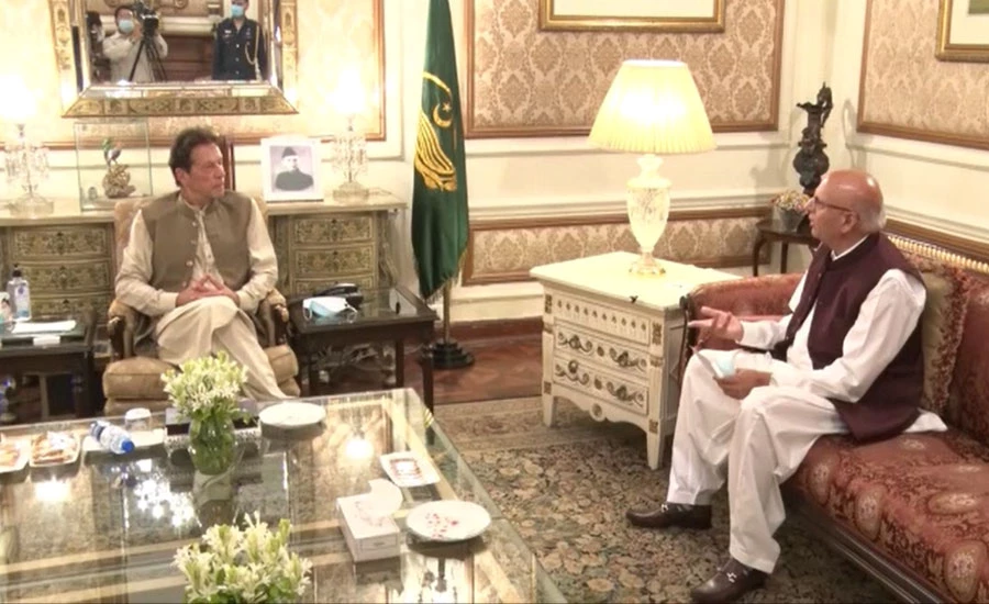 وزیراعظم عمران خان کی لاہور میں اہم مصروفیات، گورنر اور وزیراعلیٰ نے ملاقاتیں کیں
