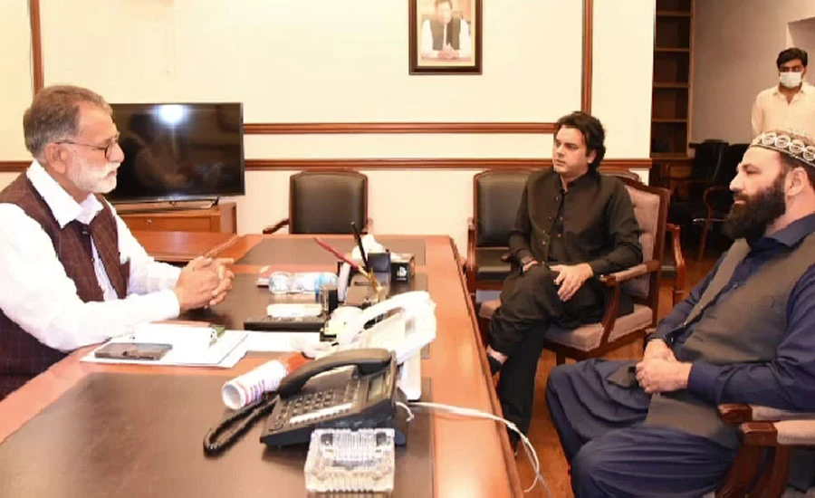 وزیراعظم آزاد کشمیر عبدالقیوم نیازی سے عثمان ڈار کی ملاقات ، روزگار کی فراہمی کیلئے اقدامات کرنے پر اتفاق