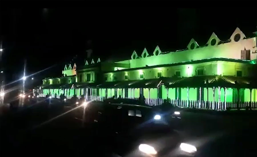 جشن آزادی، لاہور کی سرکاری و غیر سرکاری عمارتوں کی برقی قمقموں سے سجاوٹ