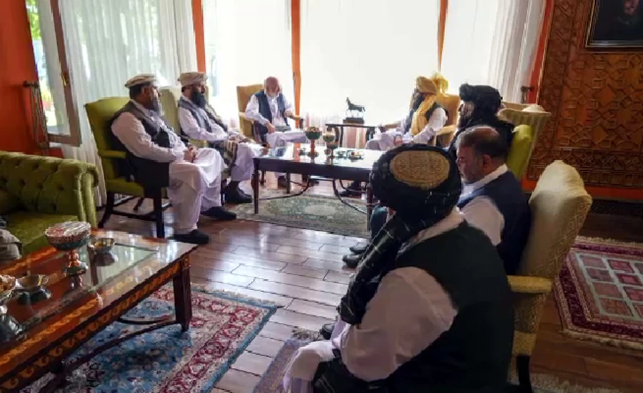 انس حقانی کی سربراہی میں طالبان وفد کی سابق صدر حامد کزئی، عبداللہ عبداللہ سے ملاقات
