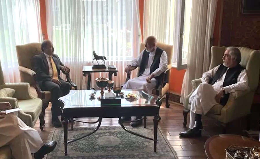 پاکستانی سفیر منصور احمد خان کی حامد کرزئی اور عبداللہ عبداللہ سے ملاقات