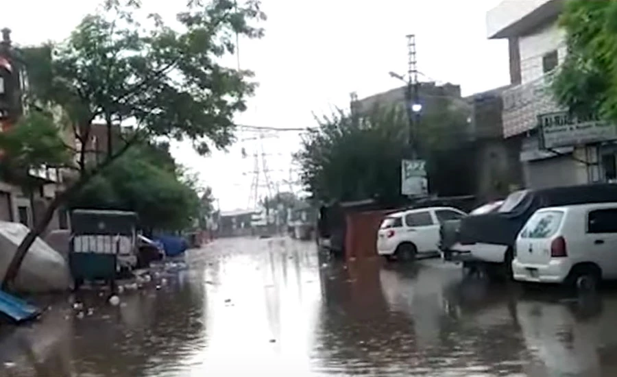 لاہور کے مختلف علاقوں میں موسلادھار بارش ، نشیبی علاقے زیرآب