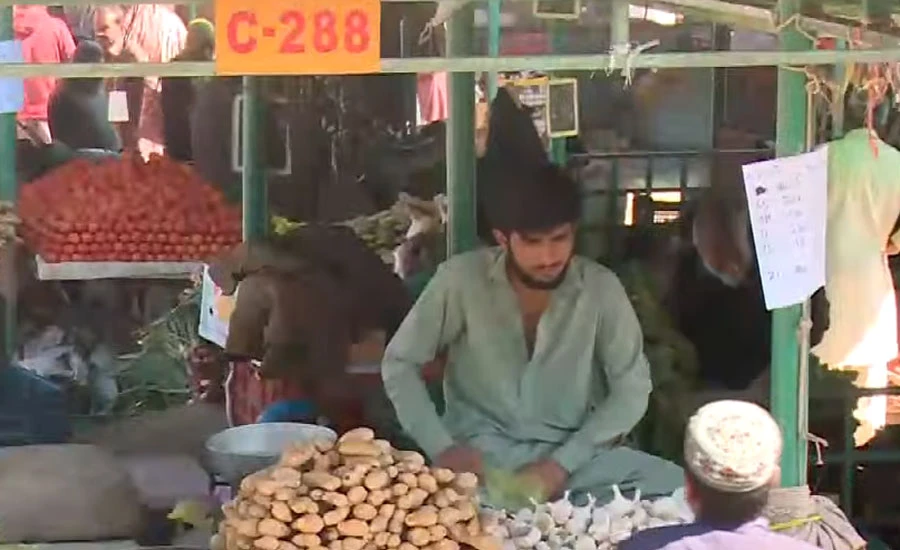 سستے ہفتہ وار بازار بھی مہنگے، سبزی اور پھل کی قیمتیں آسمان سے باتیں کرنے لگی