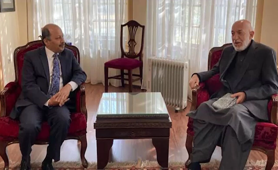 پاکستانی سفیر منصور احمد خان کی سابق صدر حامد کرزئی سے ملاقات، افغان امن عمل پر گفتگو