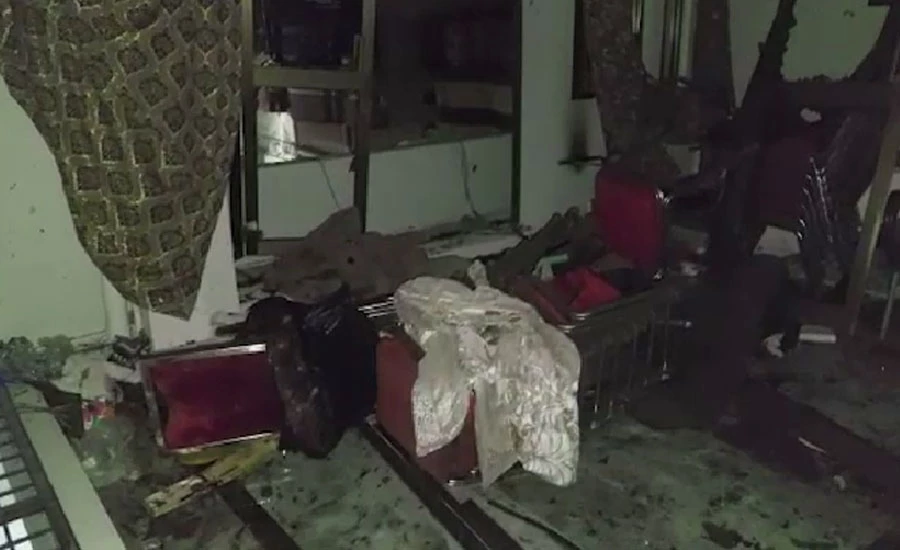 اٹک میں فاروق اعظم کالونی میں گھر میں گیس لیکج کے باعث دھماکا، 9 افراد شدید زخمی