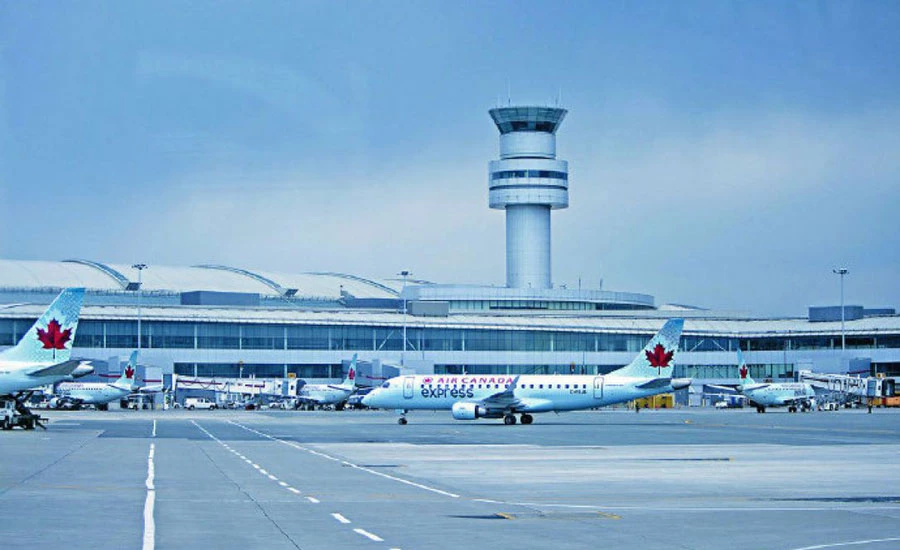 اومی کرون کے پھیلاؤ پر کینیڈا نے نائیجیریا اور ملاوی پر سفری پابندیاں عائد کر دیں