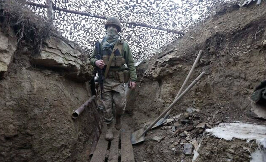 روس نے یوکرین کی سرحد پر فوج جمع کرلی