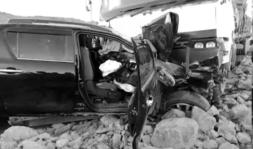 رکن اسمبلی خیبرپختونخوا امجد آفریدی کے گاڑی کو حادثہ، ڈرائیور اور گن مین جاں بحق