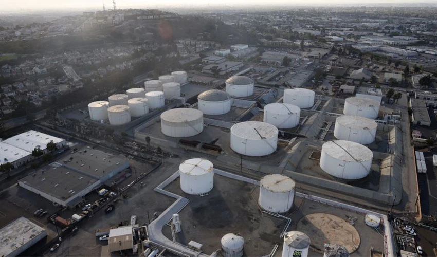 یوکرائن پر روسی حملے کے بعد خام تیل کی قیمتیں بلند ترین سطح پر پہنچ گئیں