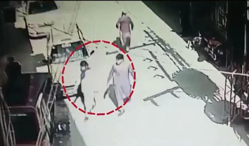 پشاور کے کوچہ رسالدار میں ہونے والا دھماکے کی ایک اور سی سی ٹی وی ویڈیو سامنے آ گئی