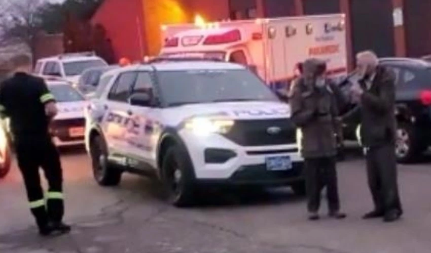 کینیڈا، مسی ساگا شہر کی مسجد میں ایک شخص کلہاڑی لے کر گھس گیا