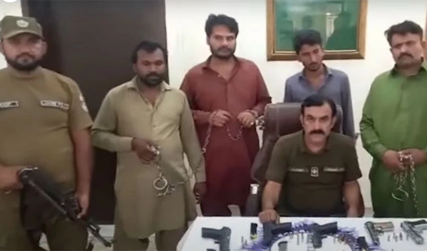لاہور میں چوری اور ڈکیتی کی وارداتوں میں ملوث 20 ملزمان گرفتار