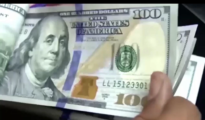 ڈالر ملکی تاریخ کی بلند ترین سطح 239 روپے 94 پیسے پر پہنچ گیا