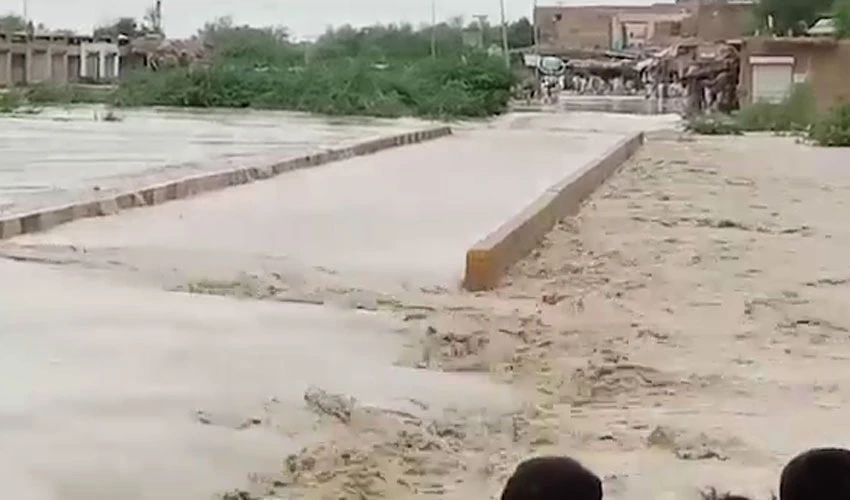 ملک بھر میں بارشوں اور سیلاب نے تباہی مچا دی