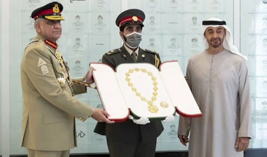آرمی چیف جنرل قمر جاوید باجوہ کو امارات کے اعلی ترین اعزاز "آرڈر آف دی یونین" سے نوازا گیا