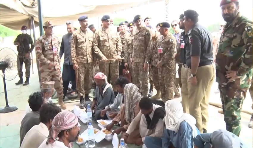 آرمی چیف کا بلوچستان کے سیلاب متاثرہ علاقوں کا دورہ، فلڈ ریلیف اور میڈیکل کیمپ گئے