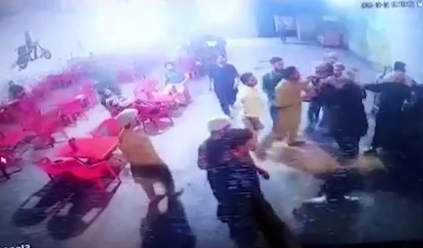 لاہور کے علاقے باغبانپورہ میں فائرنگ، فاسٹ فوڈ دکان پر ملازم سمیت 3 نوجوان قتل