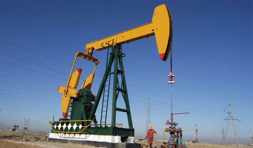 عالمی مارکیٹ میں اتار چڑھاؤ کے بعد خام تیل کی فی بیرل قیمت 93 ڈالرپر مستحکم رہی