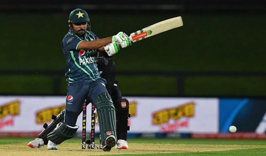 سہ ملکی سیریز، پاکستان نے میزبان نیوزی لینڈ کو چھ وکٹوں سے شکست دے دی