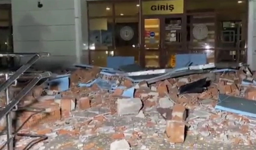ترکیہ کے مغربی علاقے میں 6 شدت کا زلزلہ، عمارتوں کو نقصان پہنچا