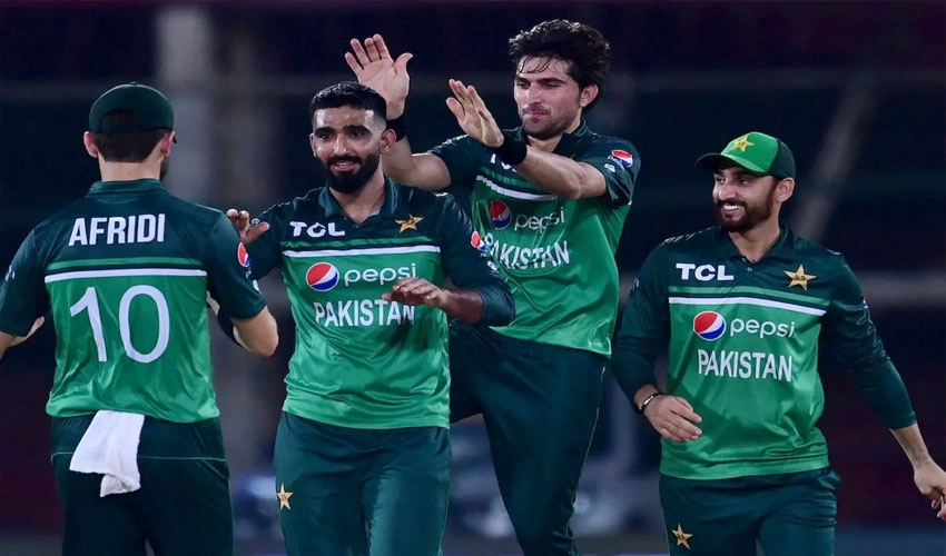 پاکستان کی چوتھے ون ڈے میں نیوزی لینڈ کو 102 رنز سے شکست